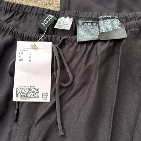 Drawstring pants - Picture 3 of 4